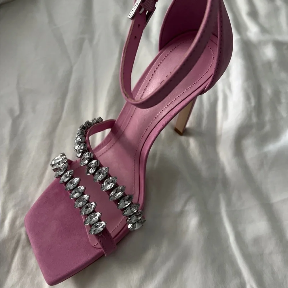 Schutz Heels sz 7 - Picture 3 of 3